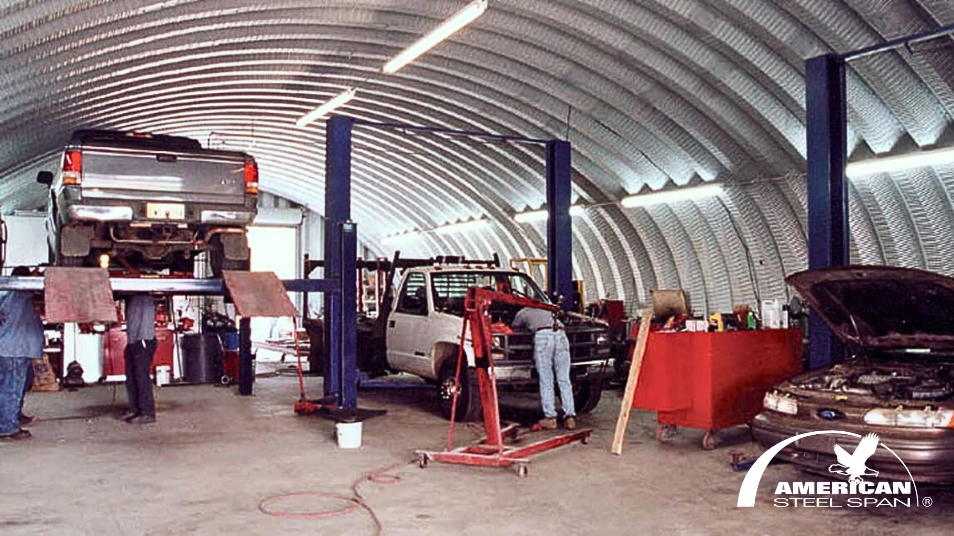 mechanics workshop